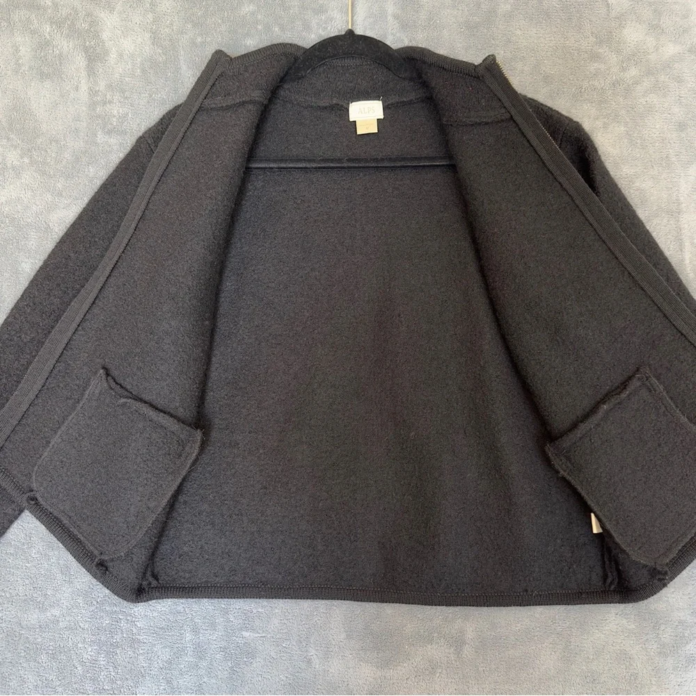 Vintage Alps 100% Wool Black Christmas Holiday Cardigan with Embroidered Accents